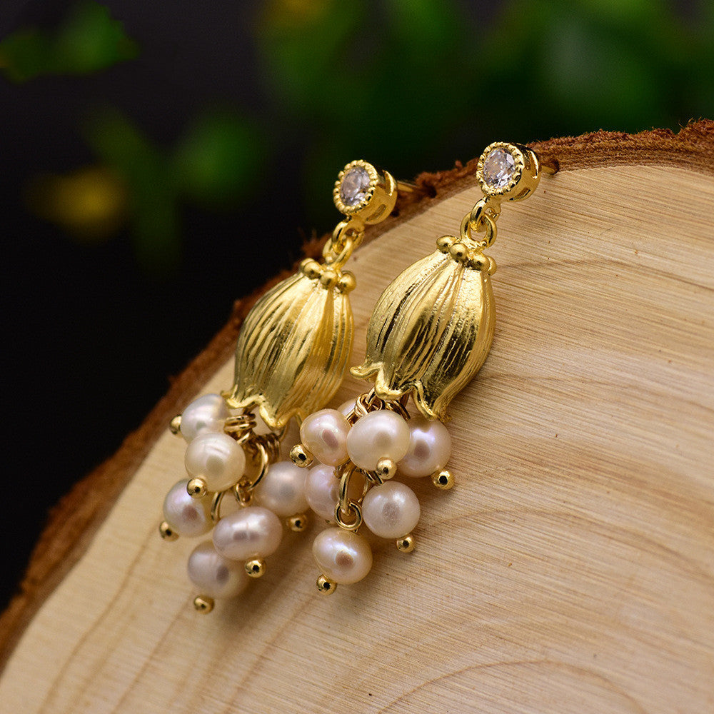 White Stud Earrings With Natural-shaped Pearls