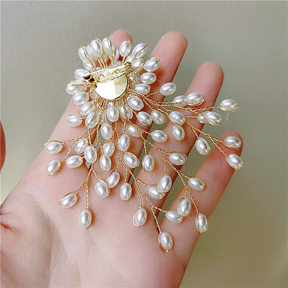 Brooch European And American Elegant Flowers Branches Pearls Femininity Jacket Suit Corsage