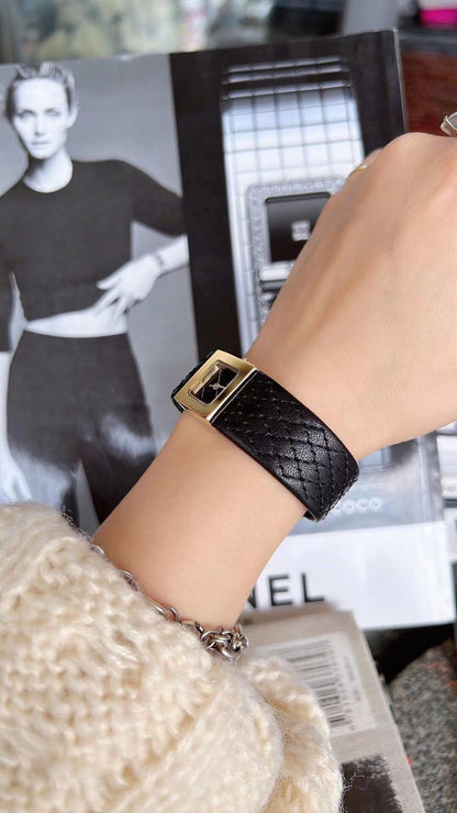 Square Retro Design Fashion Women's Leather Watch